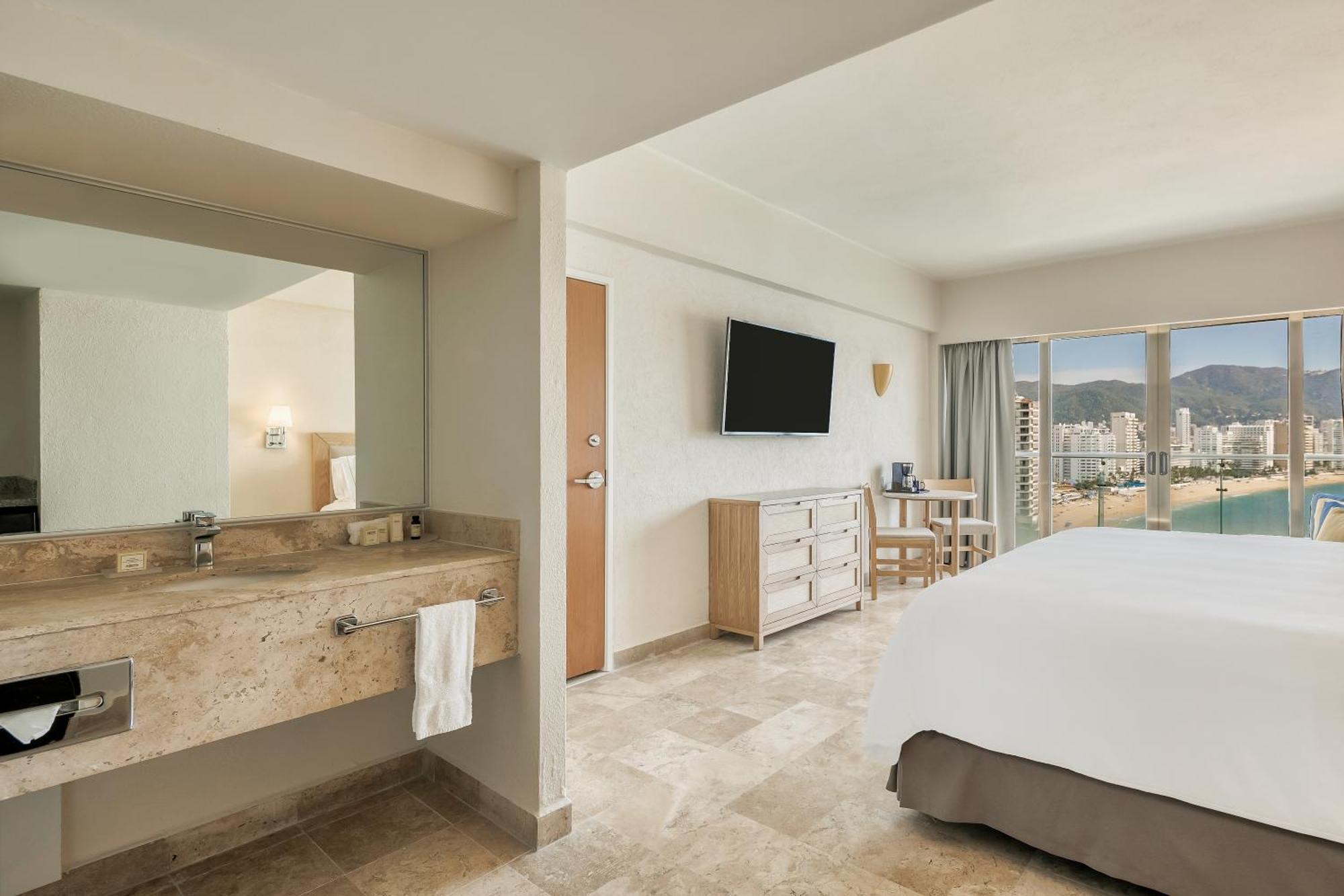 Deluxe Room 1 King
