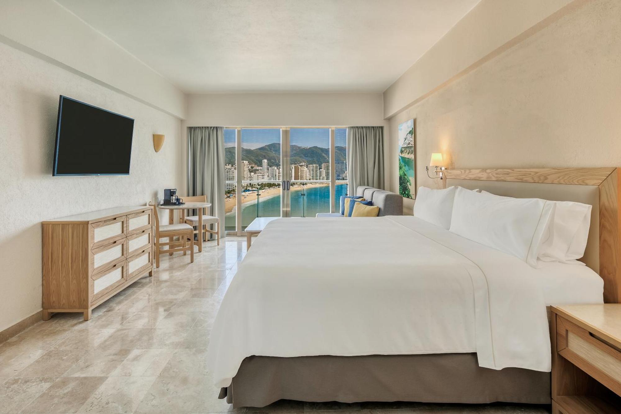 Deluxe Room 1 King
